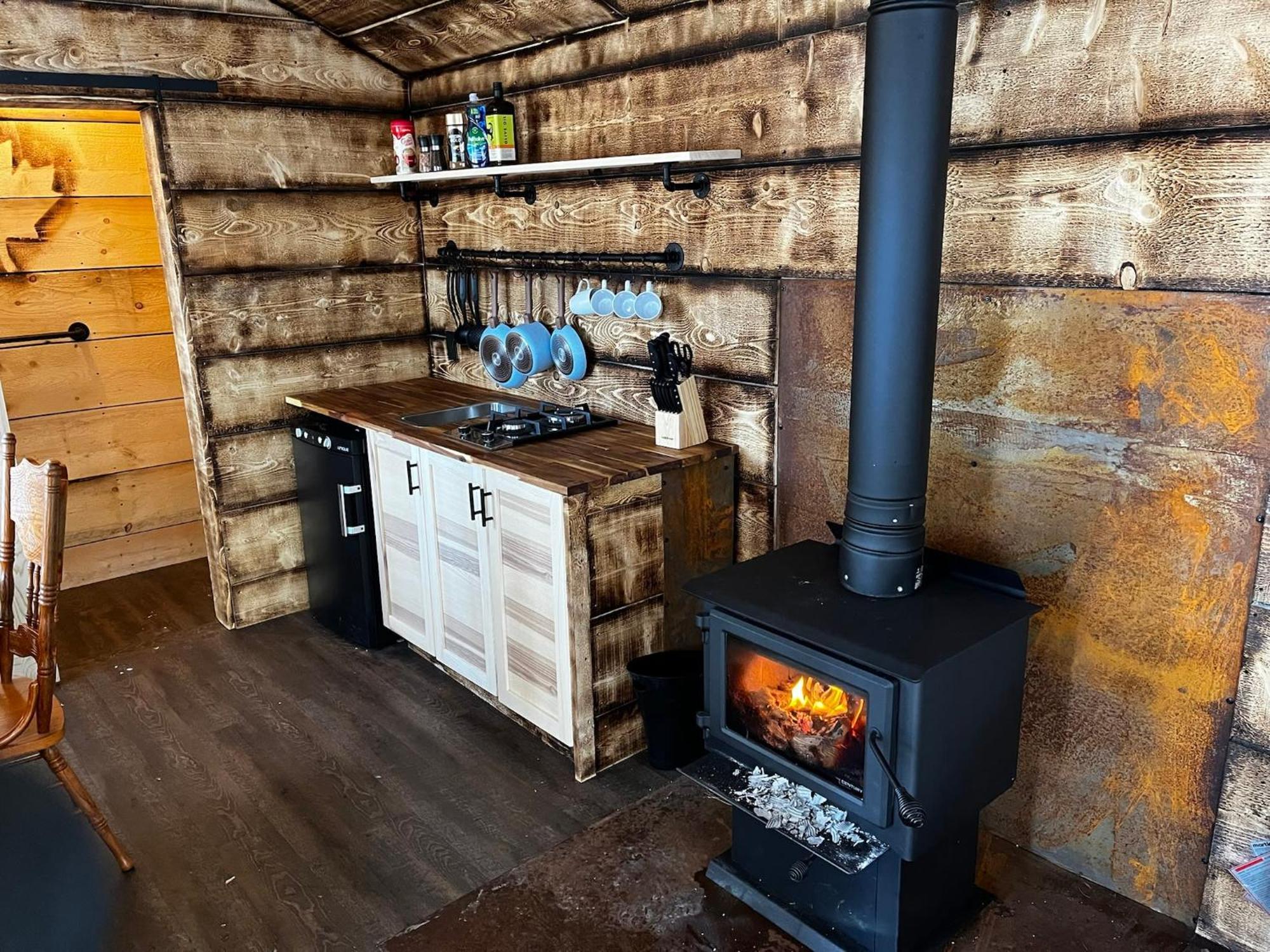 Your Cozy Cabin Retreat Saint-Remi-d'Amherst 外观 照片